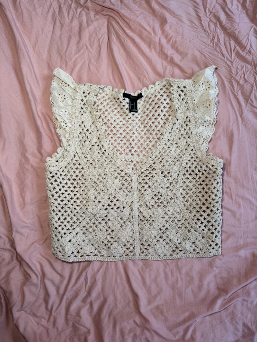 Forever 21 Crocheted Cream Lace Crop Top - Sleeveless